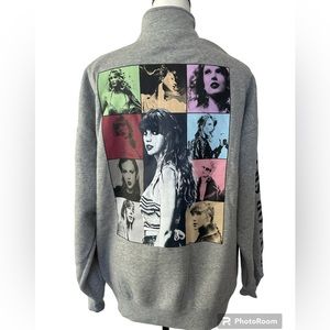Taylor Swift Eras Tour Quarter Zip Sweatshirt L Brand New